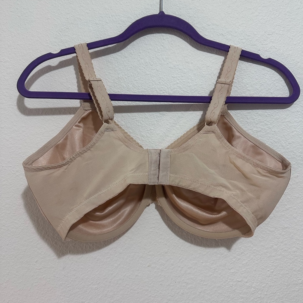 Wacoal 38DD Simple Shaping Minimizer Bra - Picture 2 of 4